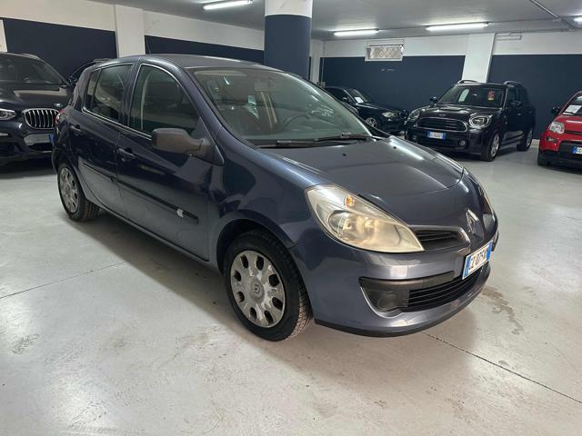 RENAULT Clio 1.2 16V 5 porte Dynamique