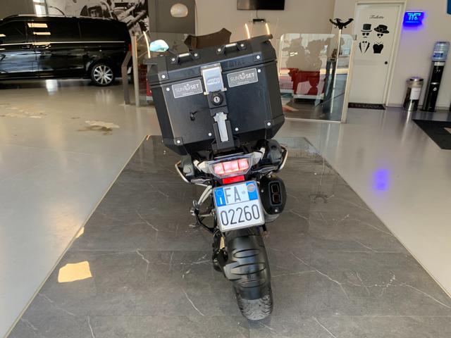 BMW R 1250 GS TRIPLE BLACK