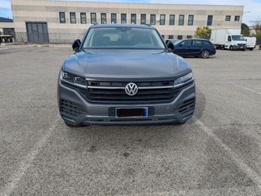 Volkswagen Touareg 3.0 V6 TDI SCR Black Style