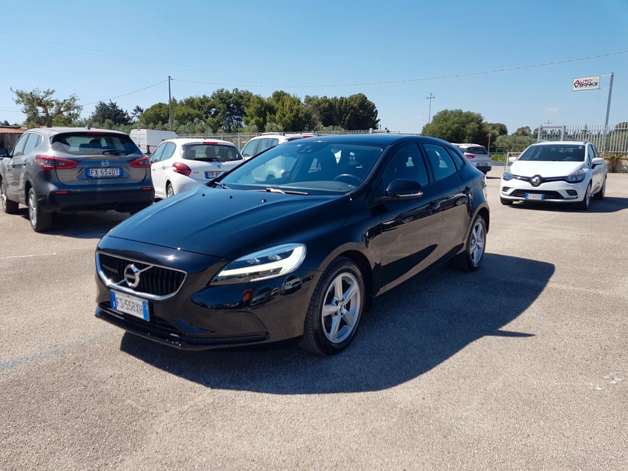 Volvo V40 2.0 D2 120CV FARI LED