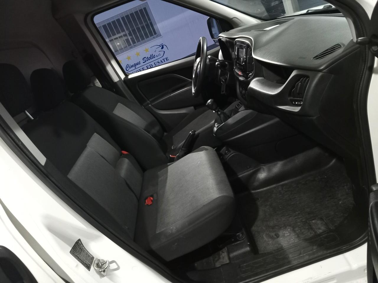 Doblò 1.6 MJT 105CV Lamierato SX 3 Posti CON ATTREZZATURA