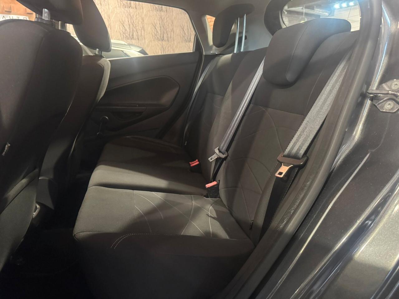 Ford Fiesta 1.5 TDCi 75CV 5 porte Business
