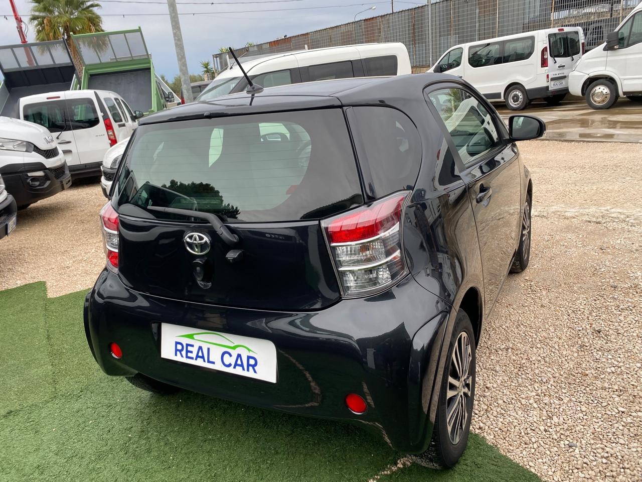 Toyota iQ 1.4 Diesel Full Optional