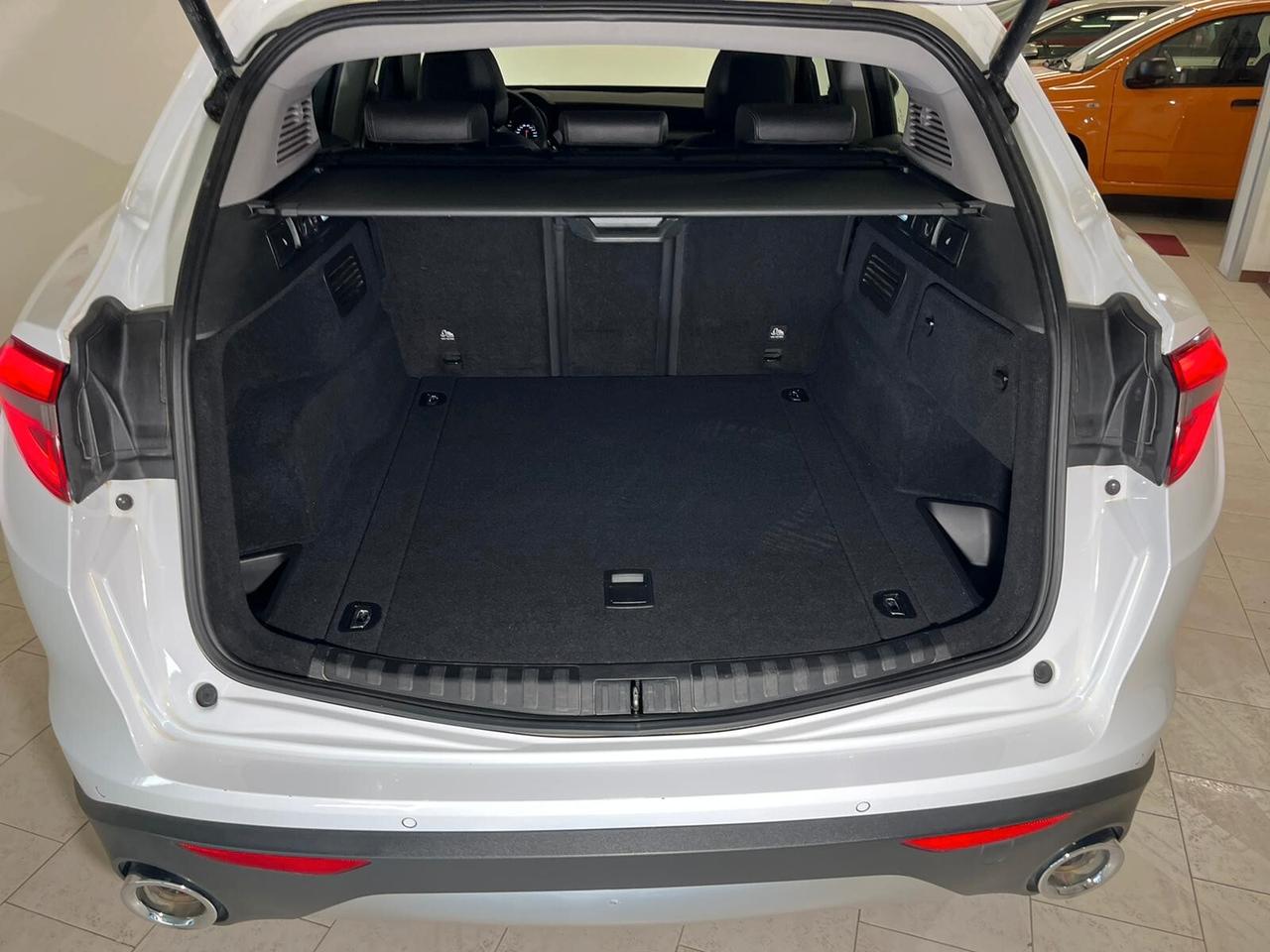 Alfa Romeo Stelvio 2.2 Turbodiesel 180 CV AT8 Q4 Executive