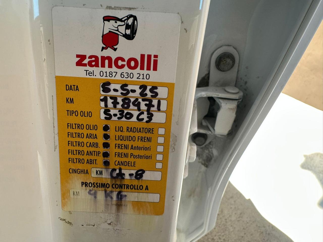 Toyota Yaris 1.4 D-4D 5 porte Lounge