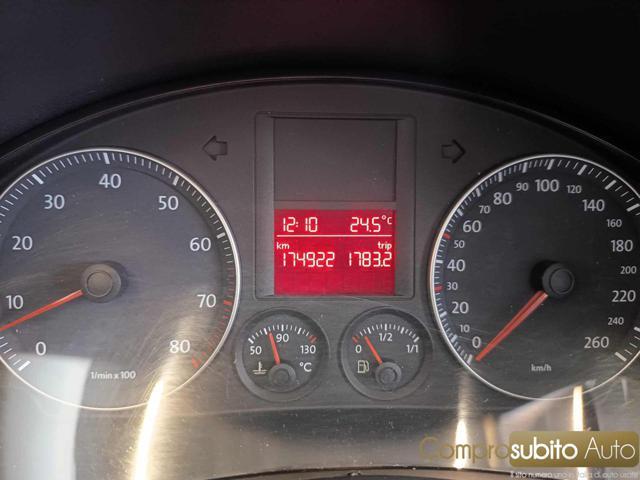 VOLKSWAGEN Golf 1.6 16V FSI 5p. Sportline