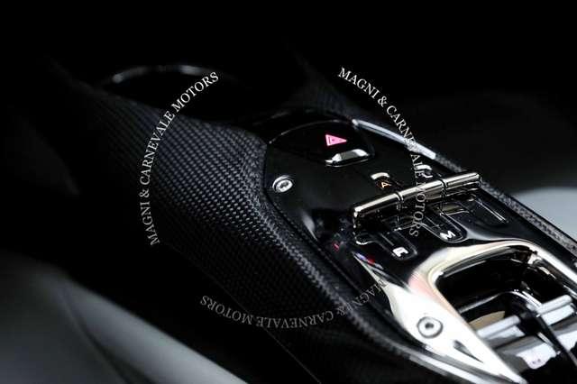 Ferrari 296 GTB|3-LAYER PAINT|CARBON PACK|LIFT|RACING SEATS
