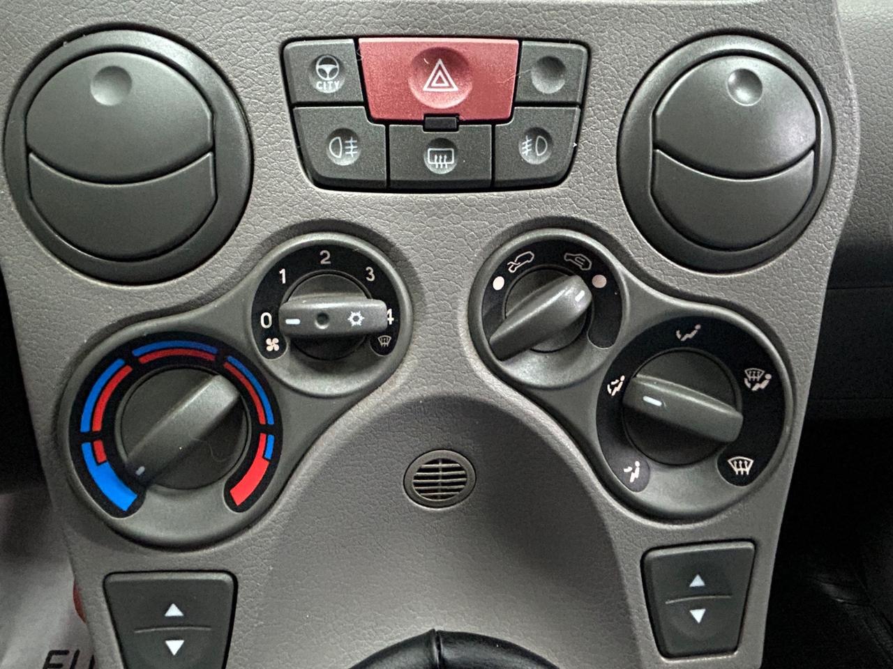 Fiat Panda 1.2 Benz Servosterzo Clima