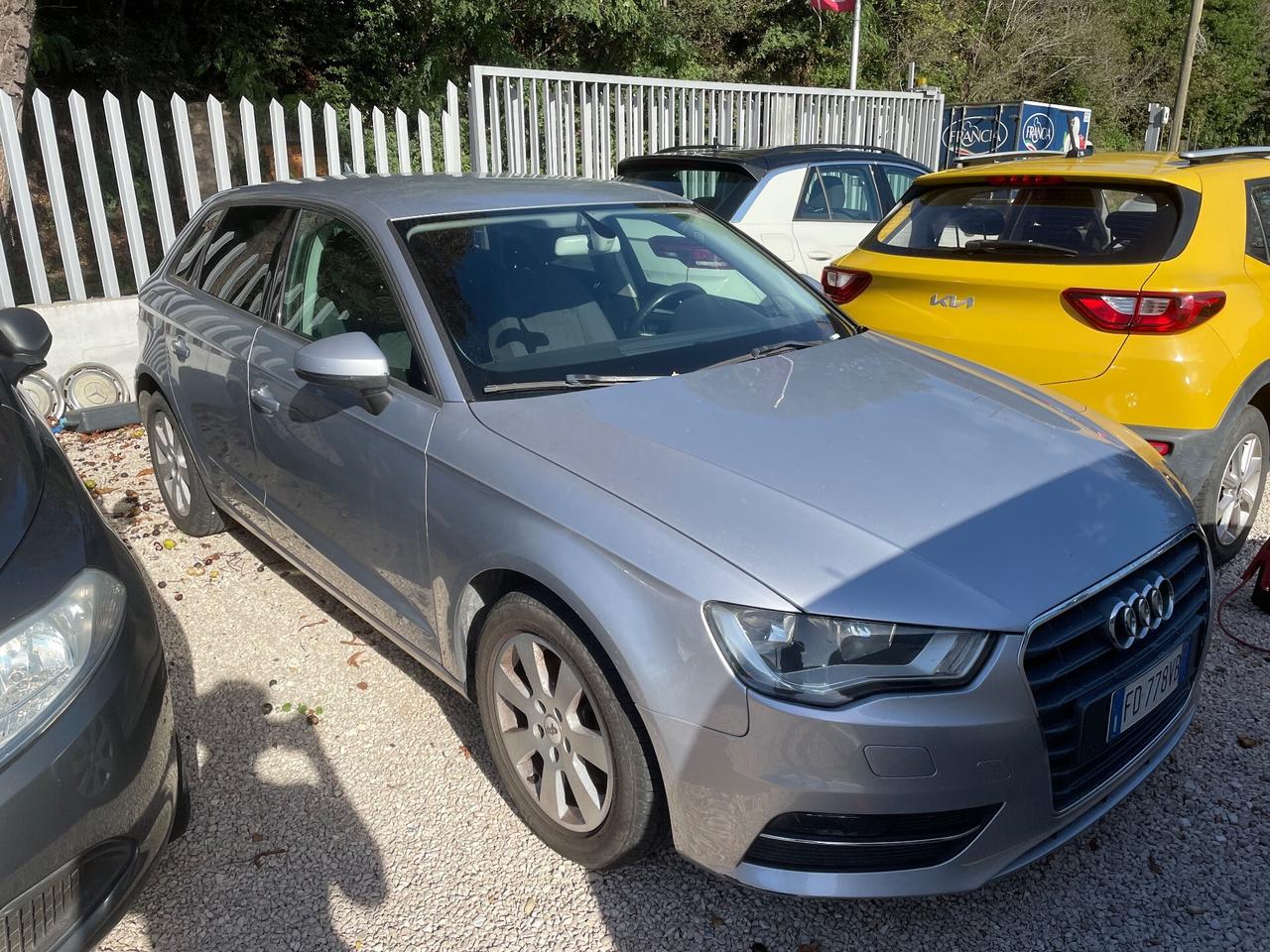Audi A3 1.6 TDI clean diesel S tronic Ambition