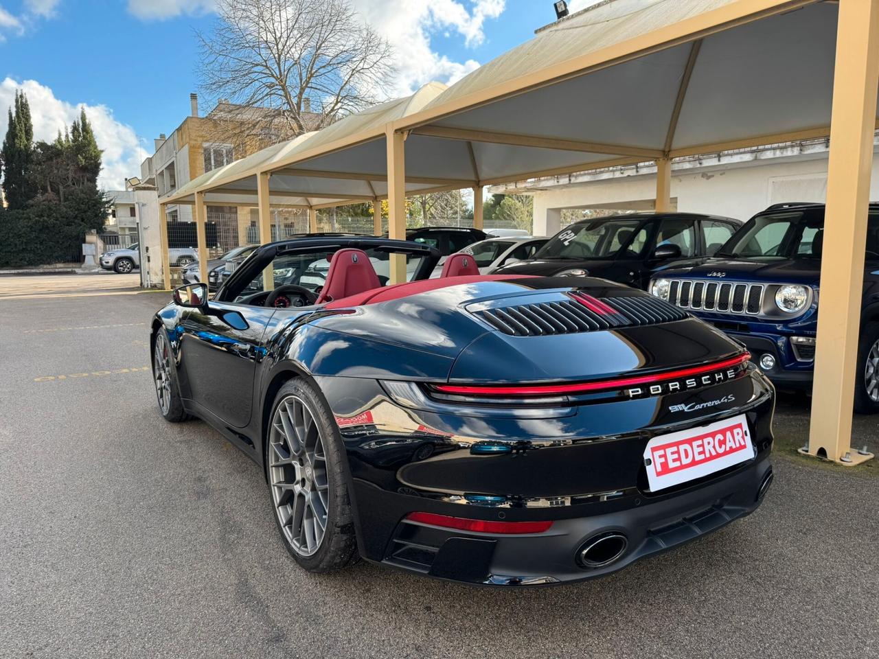 Porsche 911 992 Carrera 4S Cabriolet