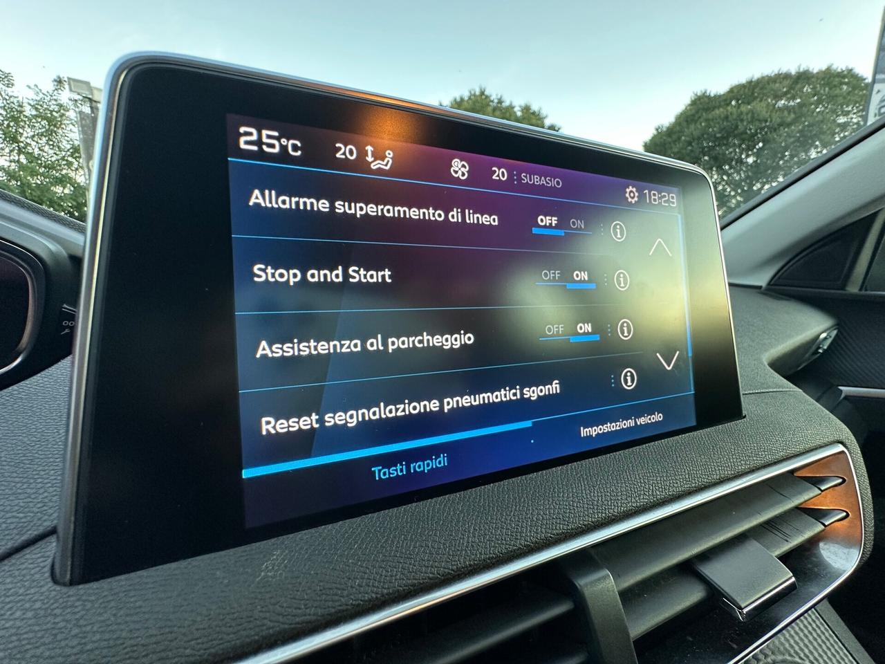 Peugeot 3008 BlueHDi 130 S&S Permute Rate Garanzia 12 mesi