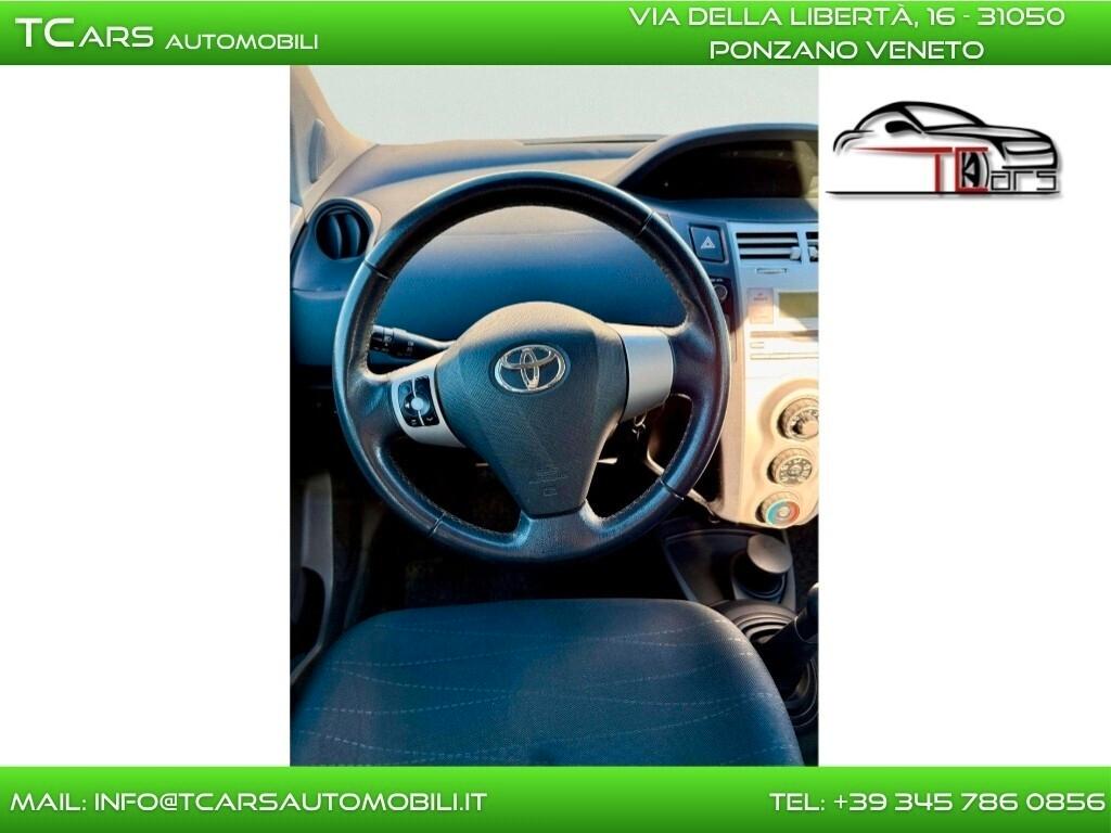 TOYOTA YARIS 1.3 - GARANZIA TCARS