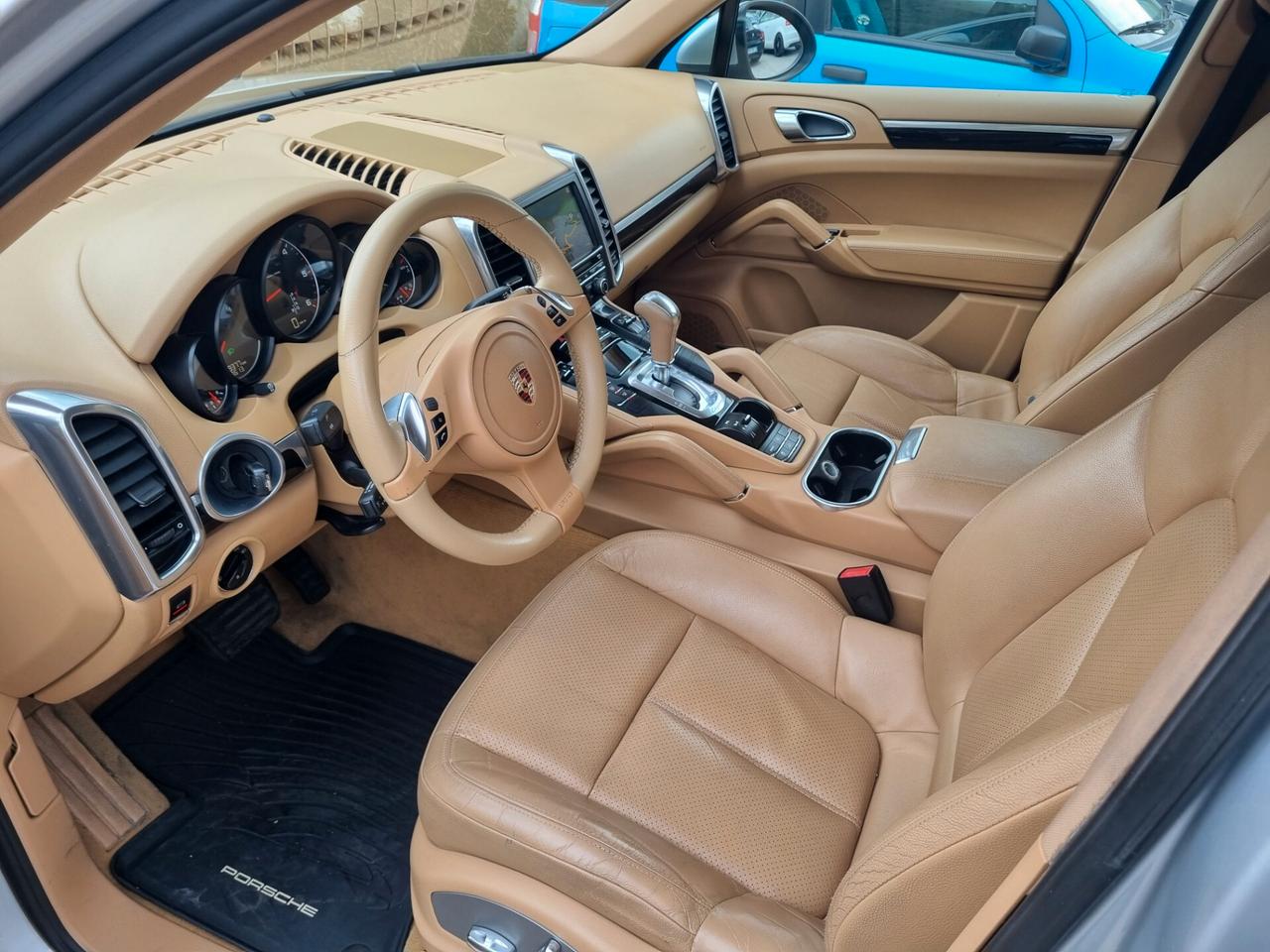 Porsche Cayenne 3.0 Diesel 240 CV - 2011