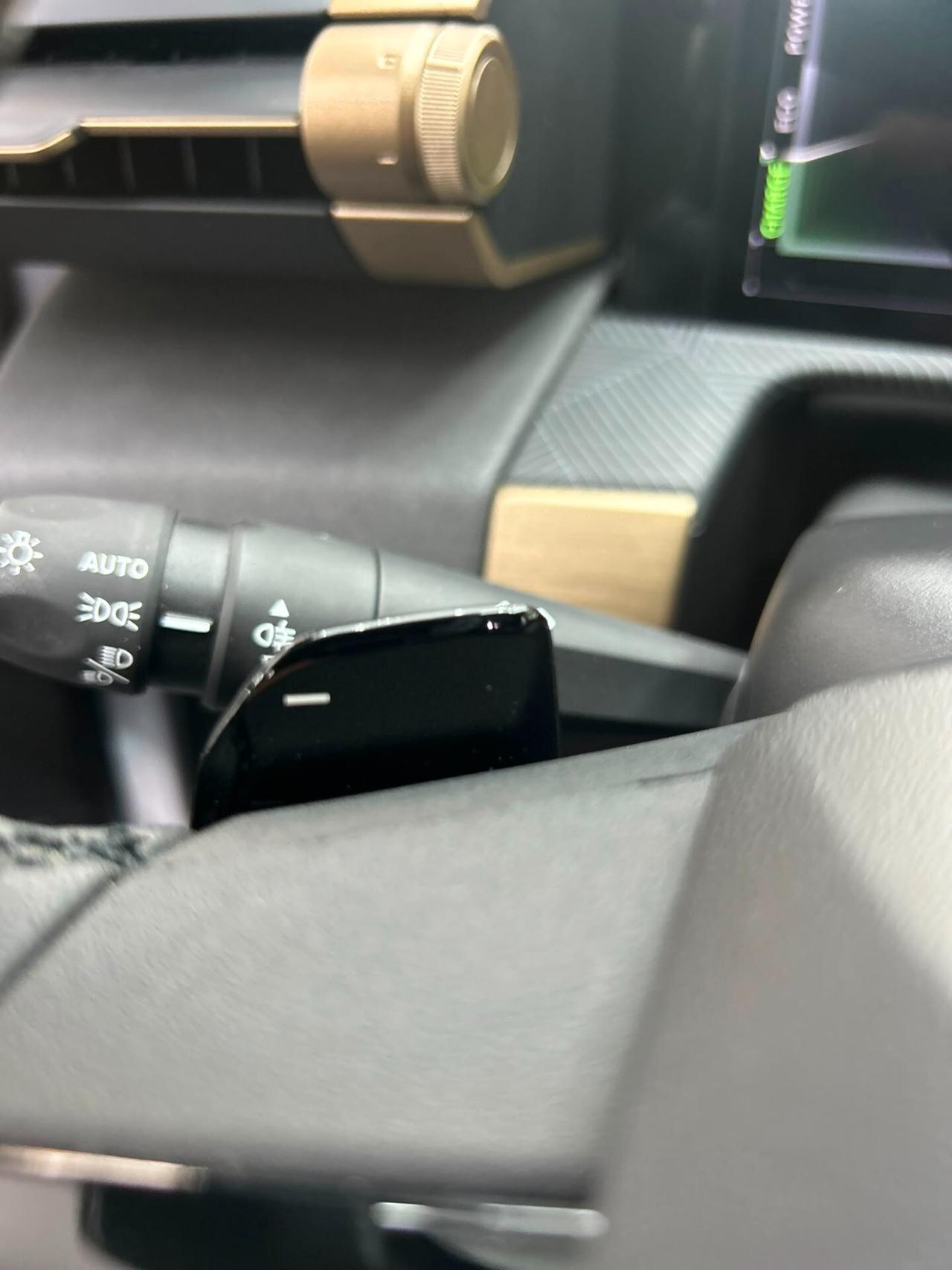 Lancia Ypsilon Hybrid 1.2 100 cv e-DCT LX