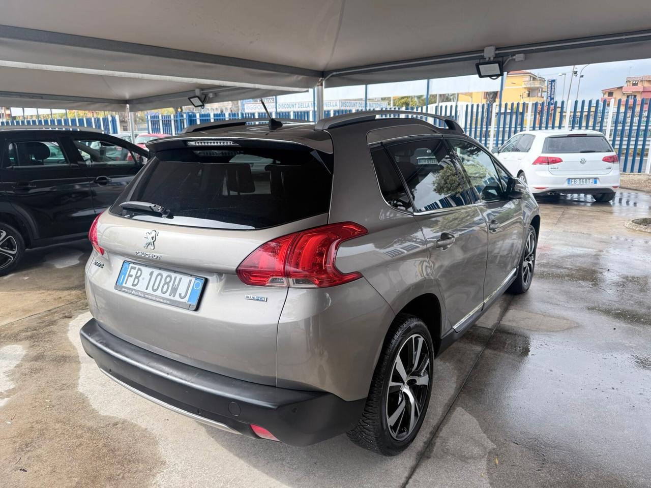 Peugeot 2008 BlueHDi 100 Black Matt