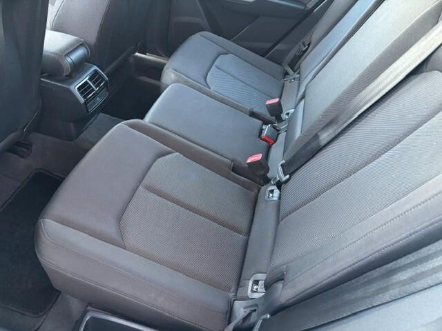 Audi Q3 35 TFSI Business