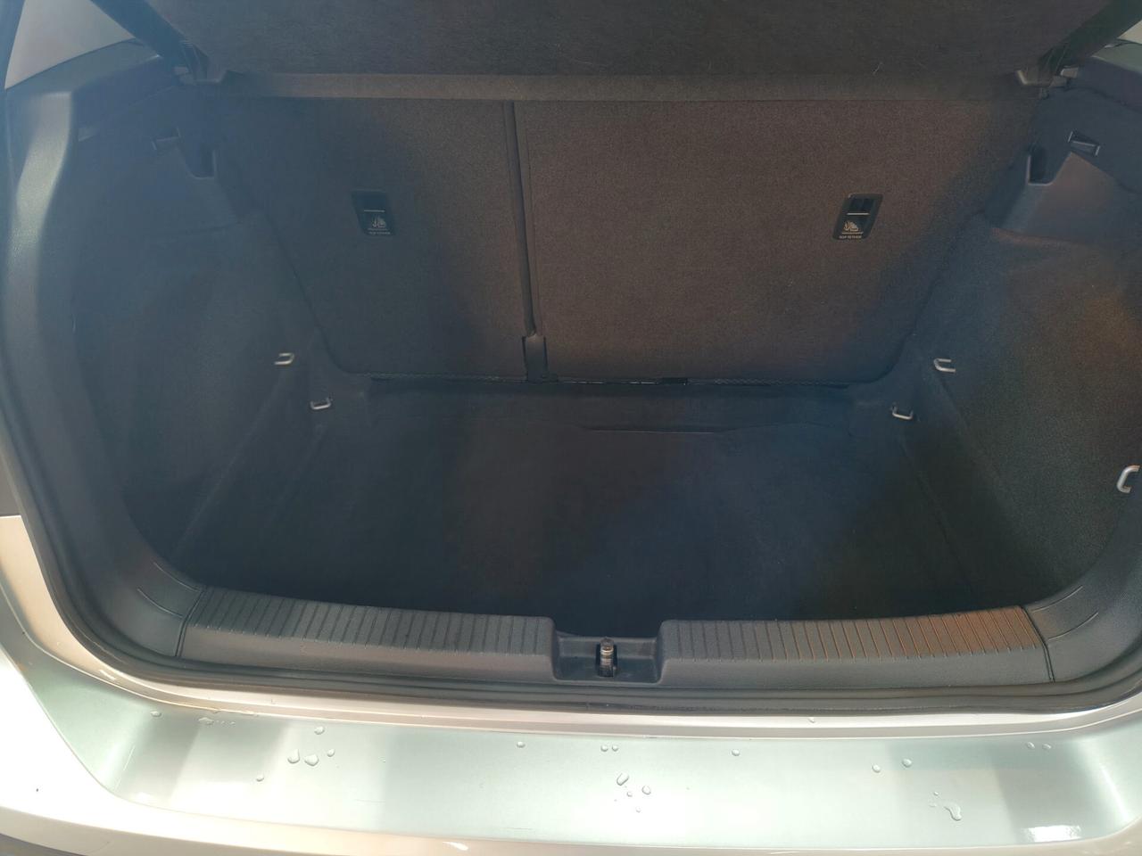 Volkswagen T-Cross 1.6 TDI SCR Style BMT