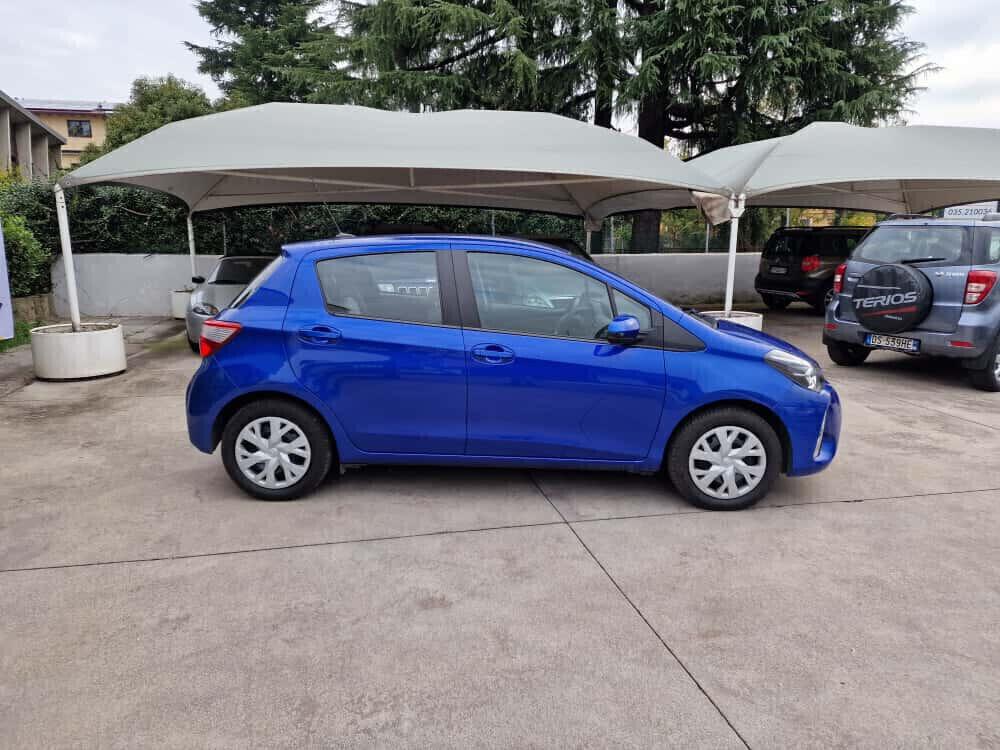 Toyota Yaris 1.5 Hybrid 5 porte Business