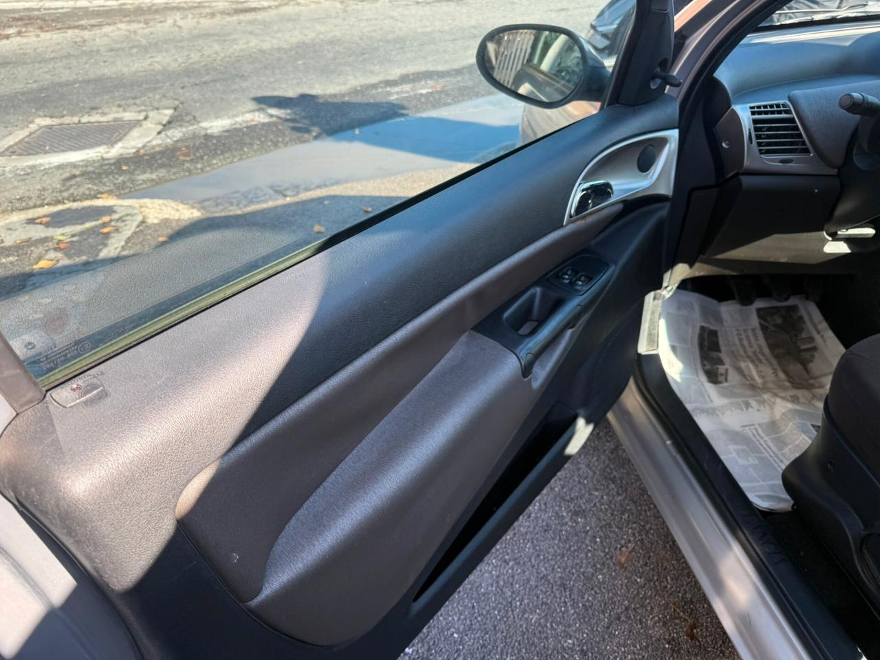 Lancia Ypsilon 1.2 Argento