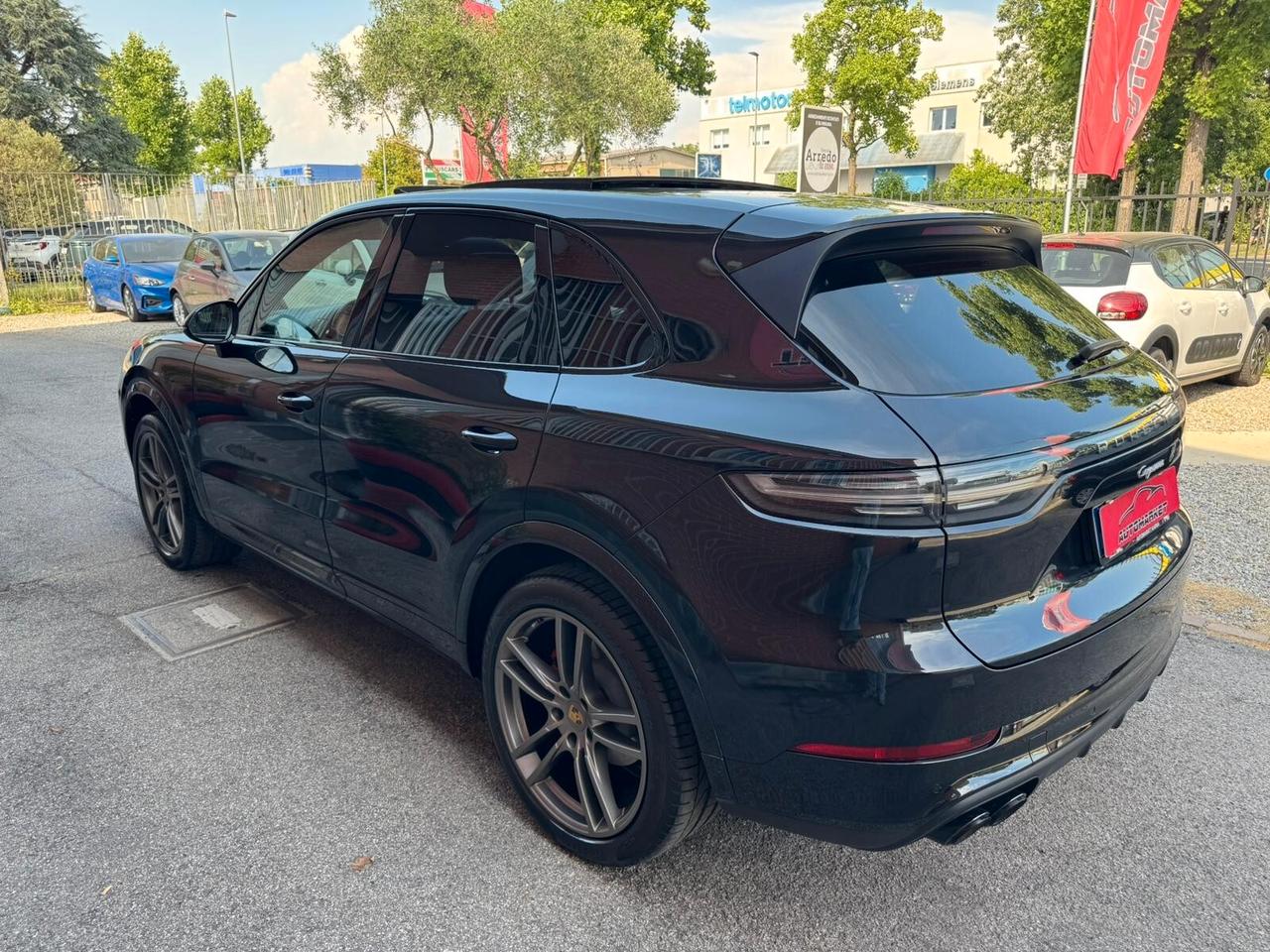 Porsche Cayenne 3.0 V6 340cv