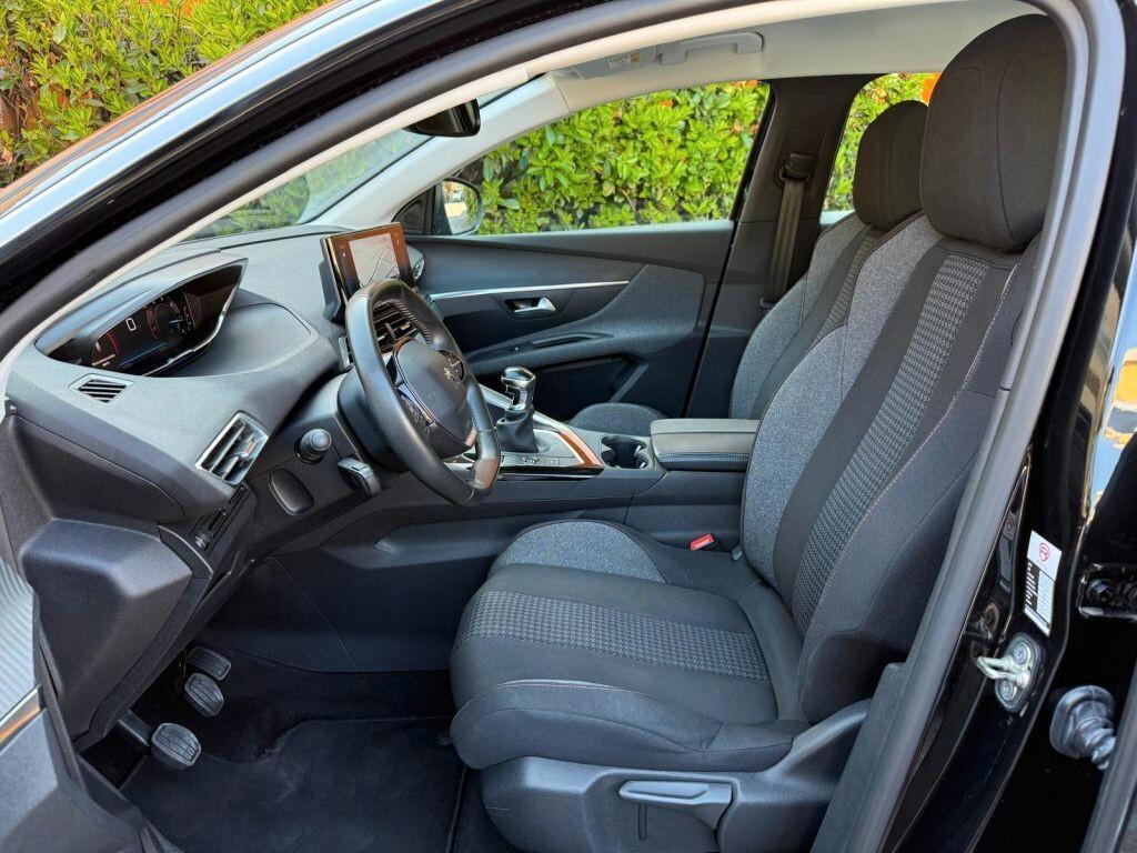 Peugeot 3008 BlueHDi 130 S&S Active Business