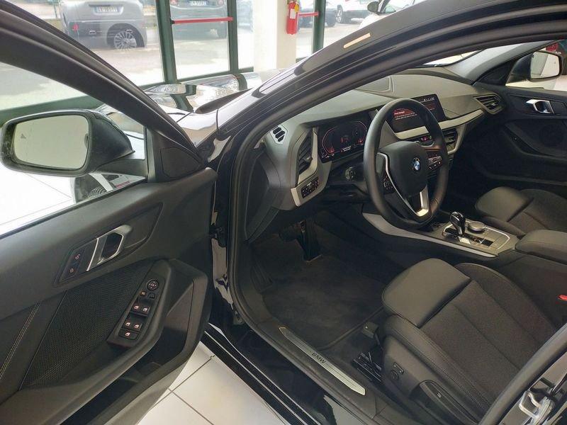 BMW Serie 1 118d 5p. Business Advantage Auto 2.0 150 cv