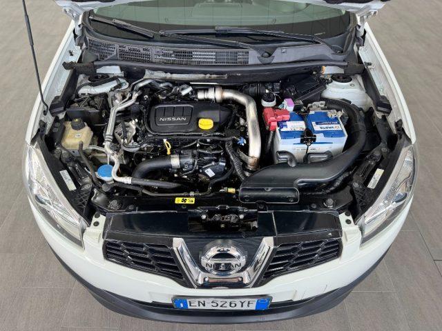 NISSAN Qashqai 1.6 dCi DPF Tekna 4x4