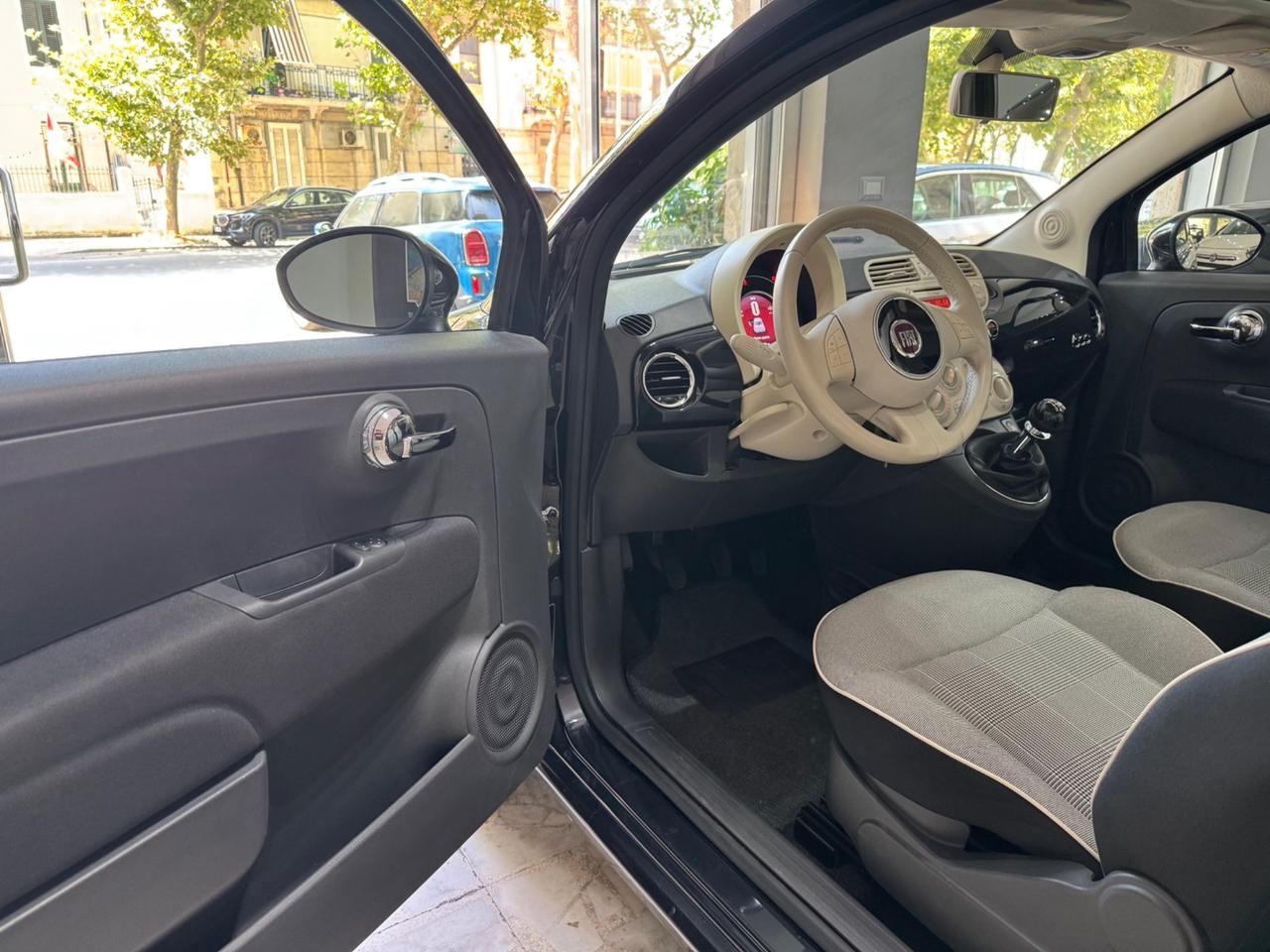 Fiat 500 1.2 benzina Lounge 69cv My14