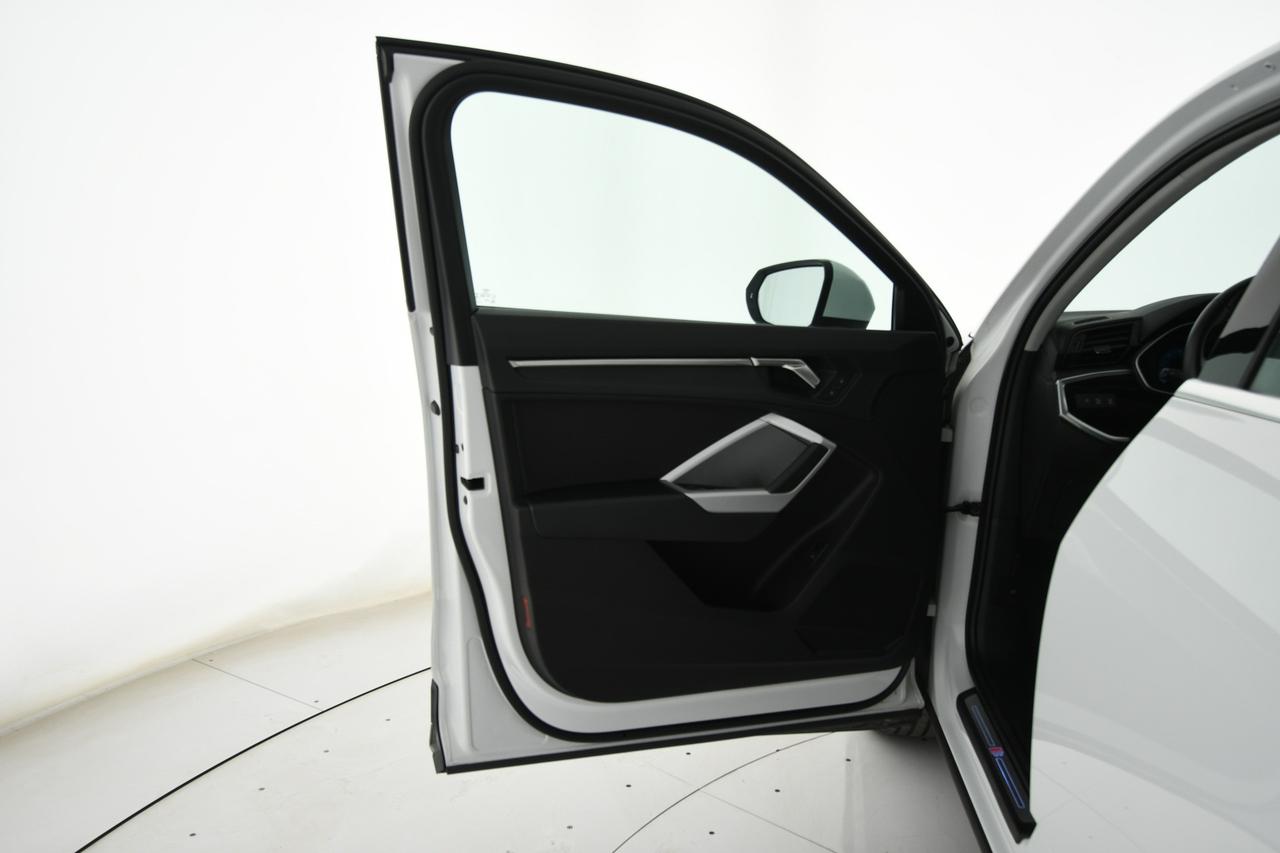 AUDI Q3 Sportback 35 2.0 tdi S line edition ACC+CAMERA+APP CONNECT