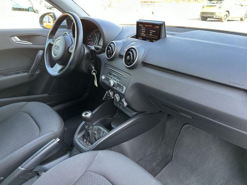 Audi A1 Audi A1 1.0 TFSI ultra S-LINE ''NEO-PATENTATO''