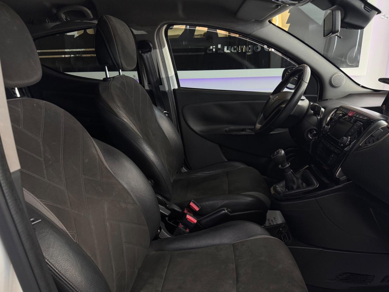Lancia Ypsilon 1.2 GPL Ecochic Platinum Iper Full