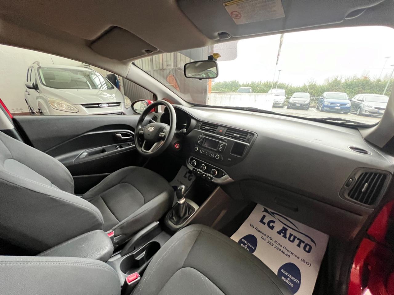 Kia Rio 1.1 CRDi WGT 5p. EX