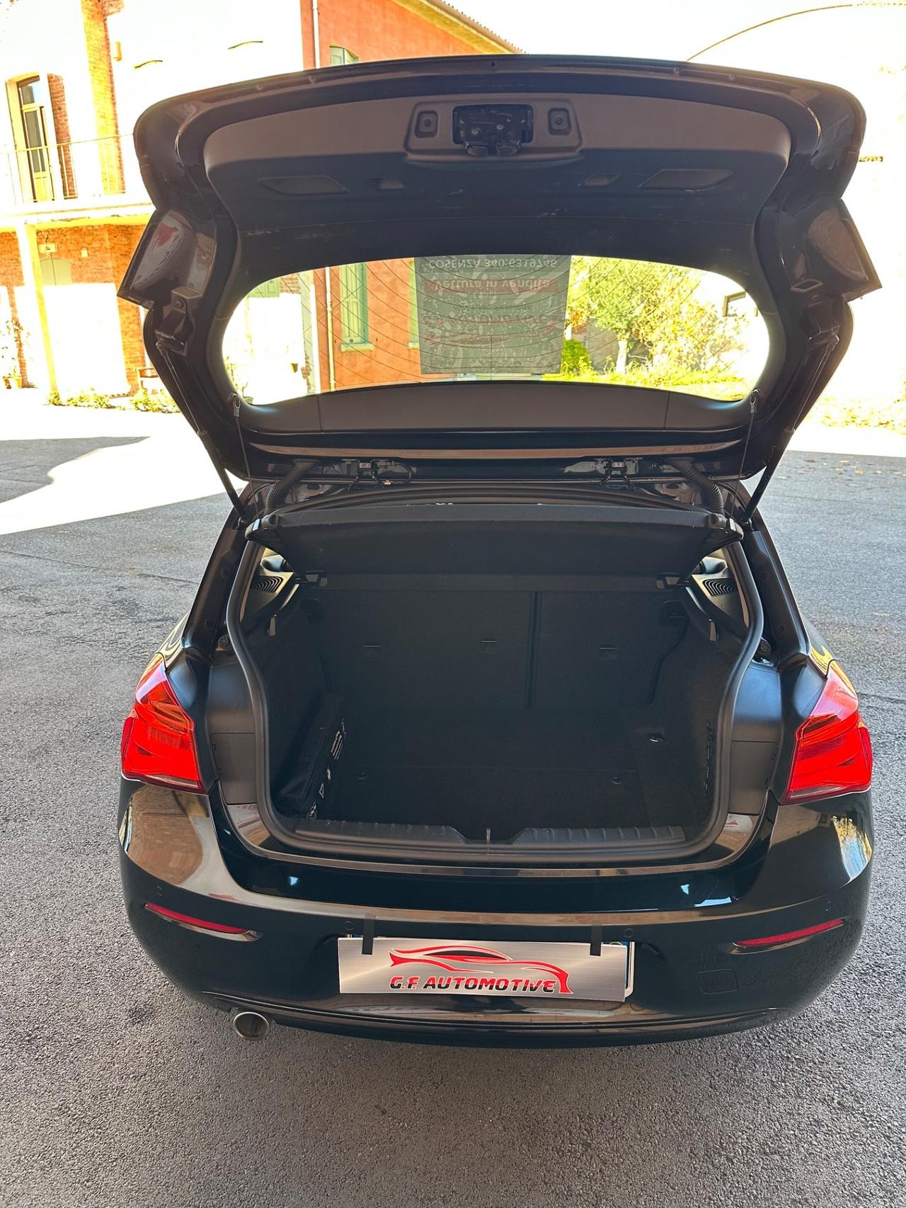 Bmw 116 116d 5p. Sport