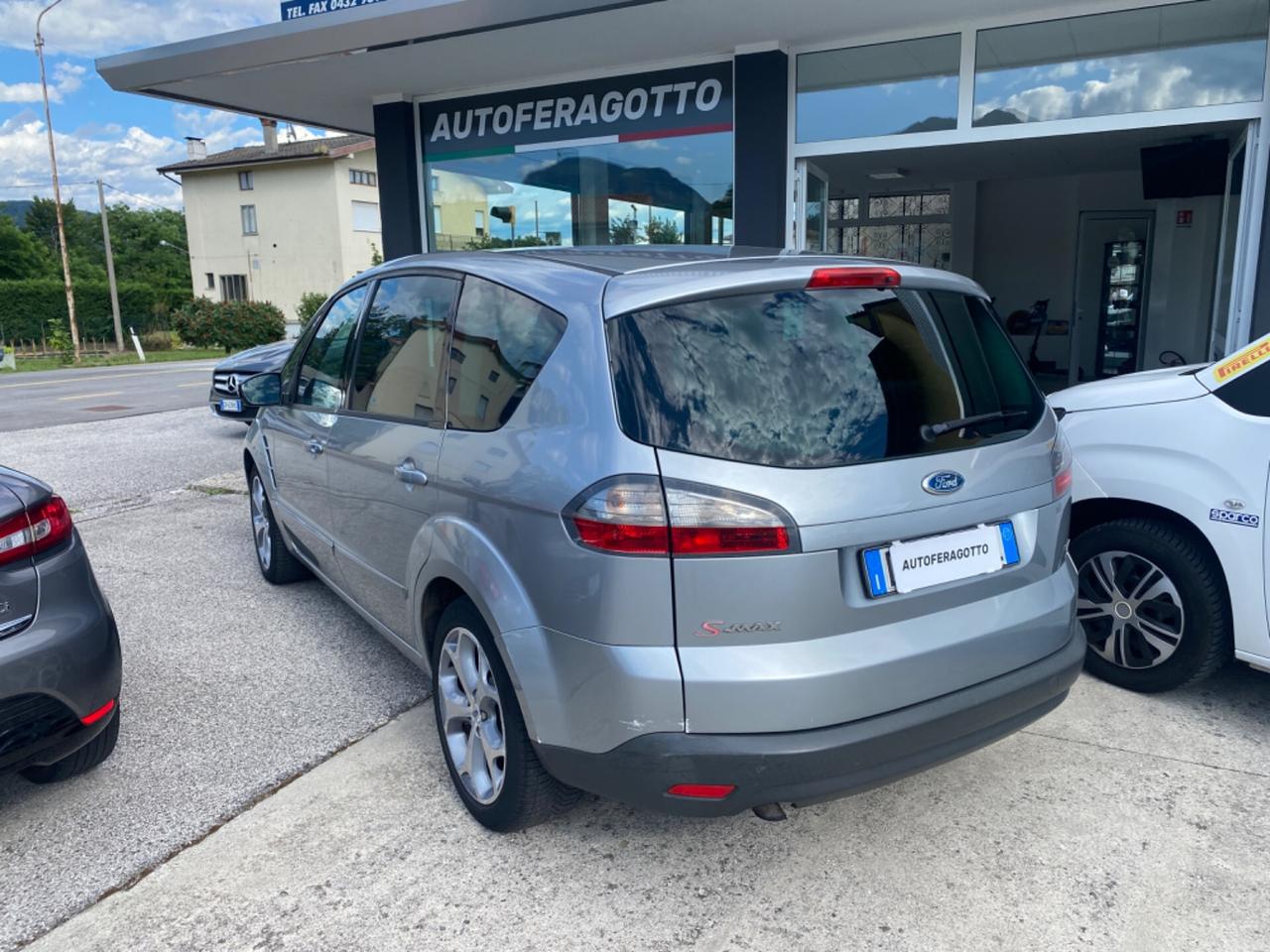 Ford S-Max 2.0 TDCi 140CV Titanium