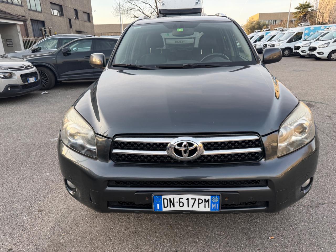 TOYOTA RAV4 2.2 177CV 4X4 PELLE GANCIO TRAINO