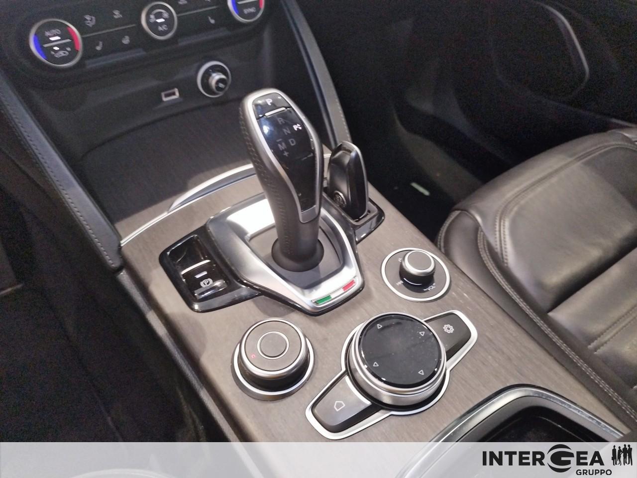 ALFA ROMEO Stelvio 2.2 t Ti Q4 210cv auto