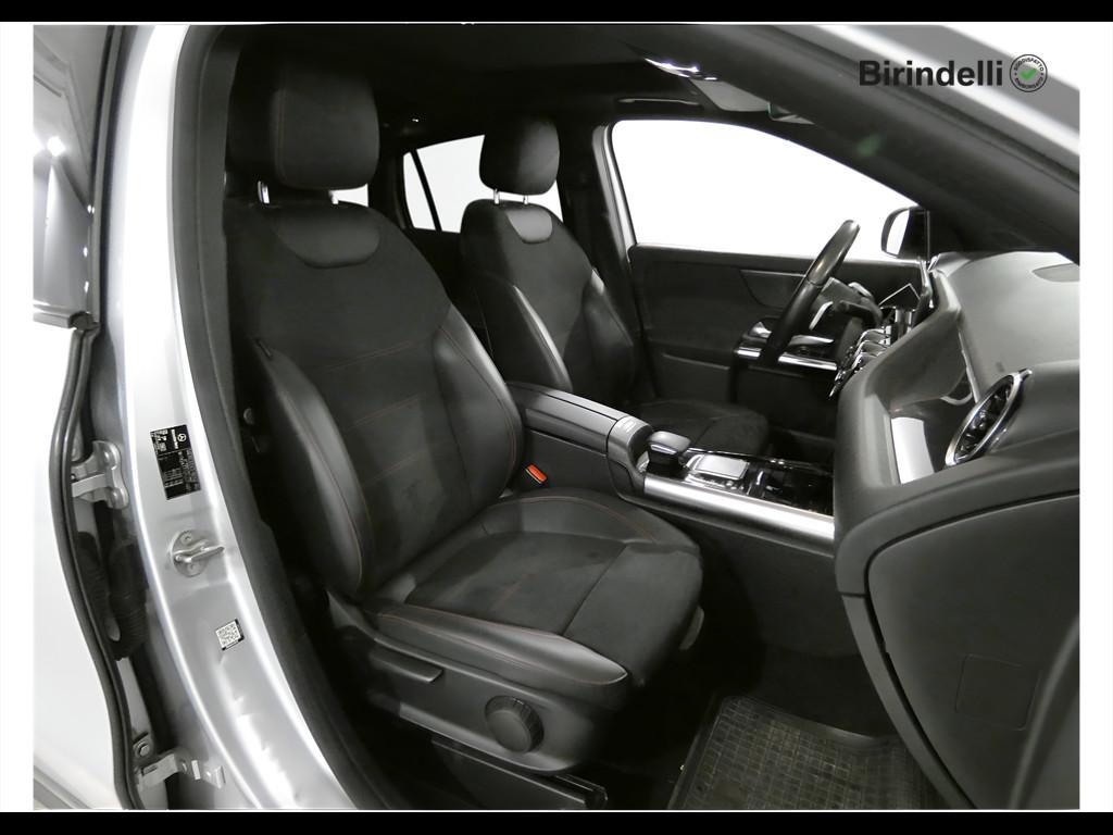 Mercedes-Benz GLA (H247) - GLA 200 d Automatic Premium