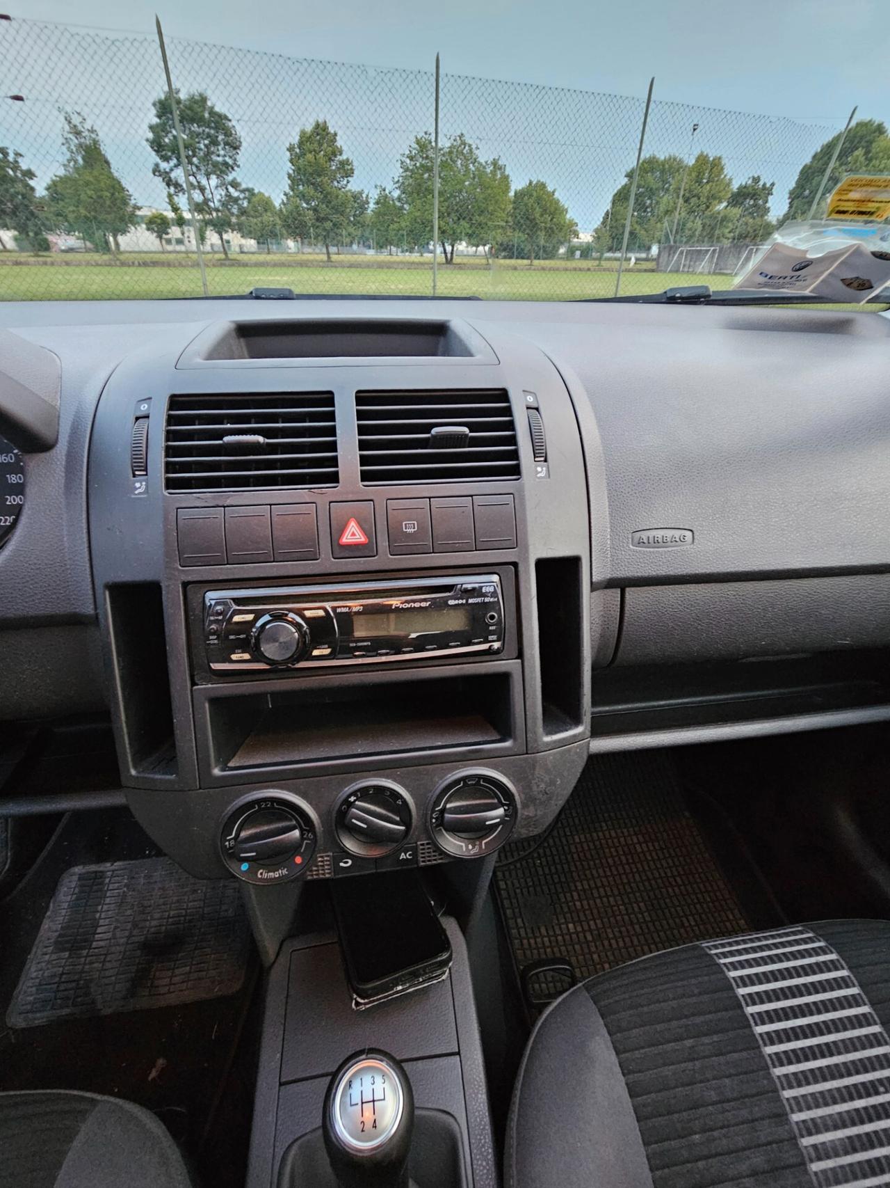 Volkswagen Polo 1.2/70CV 12V 5p. United