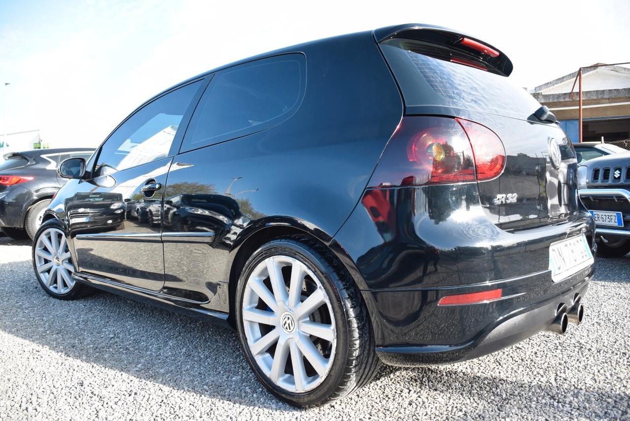 Volkswagen Golf R32 3.2 VR6 4mot. 3p. DSG 250CV
