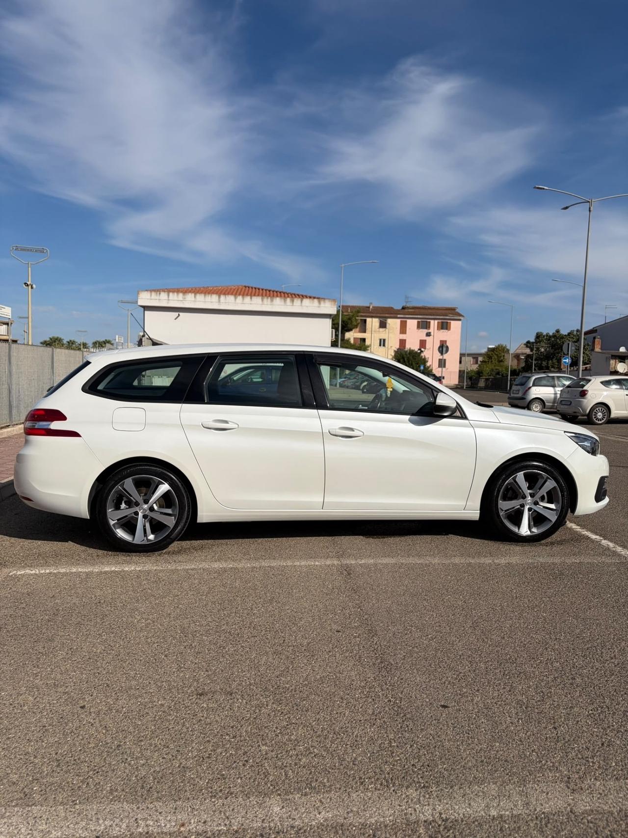 Peugeot 308 BlueHDi 130 S&S EAT8 SW Style