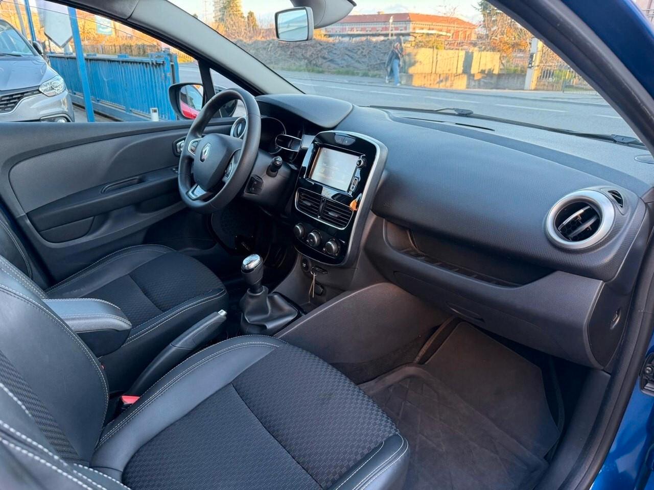 Renault Clio 1.2 75 CV 5 porte Duel