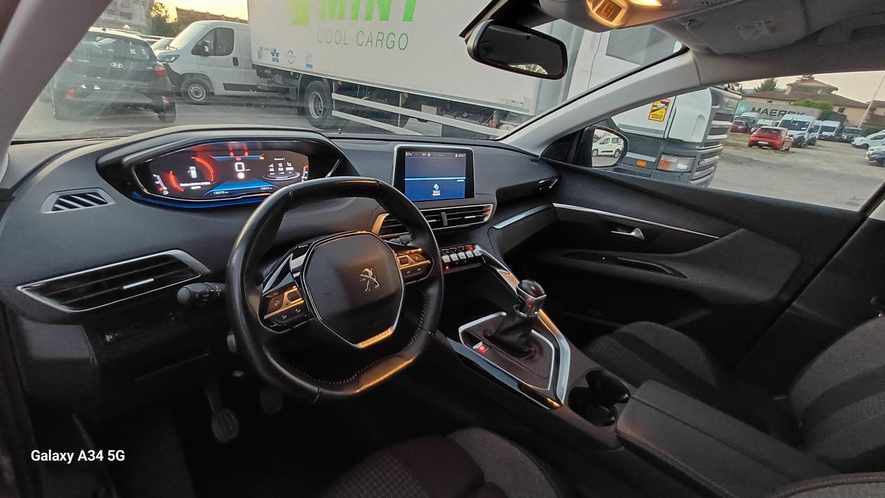 Peugeot 3008 BlueHDi 130 S&S Crossway