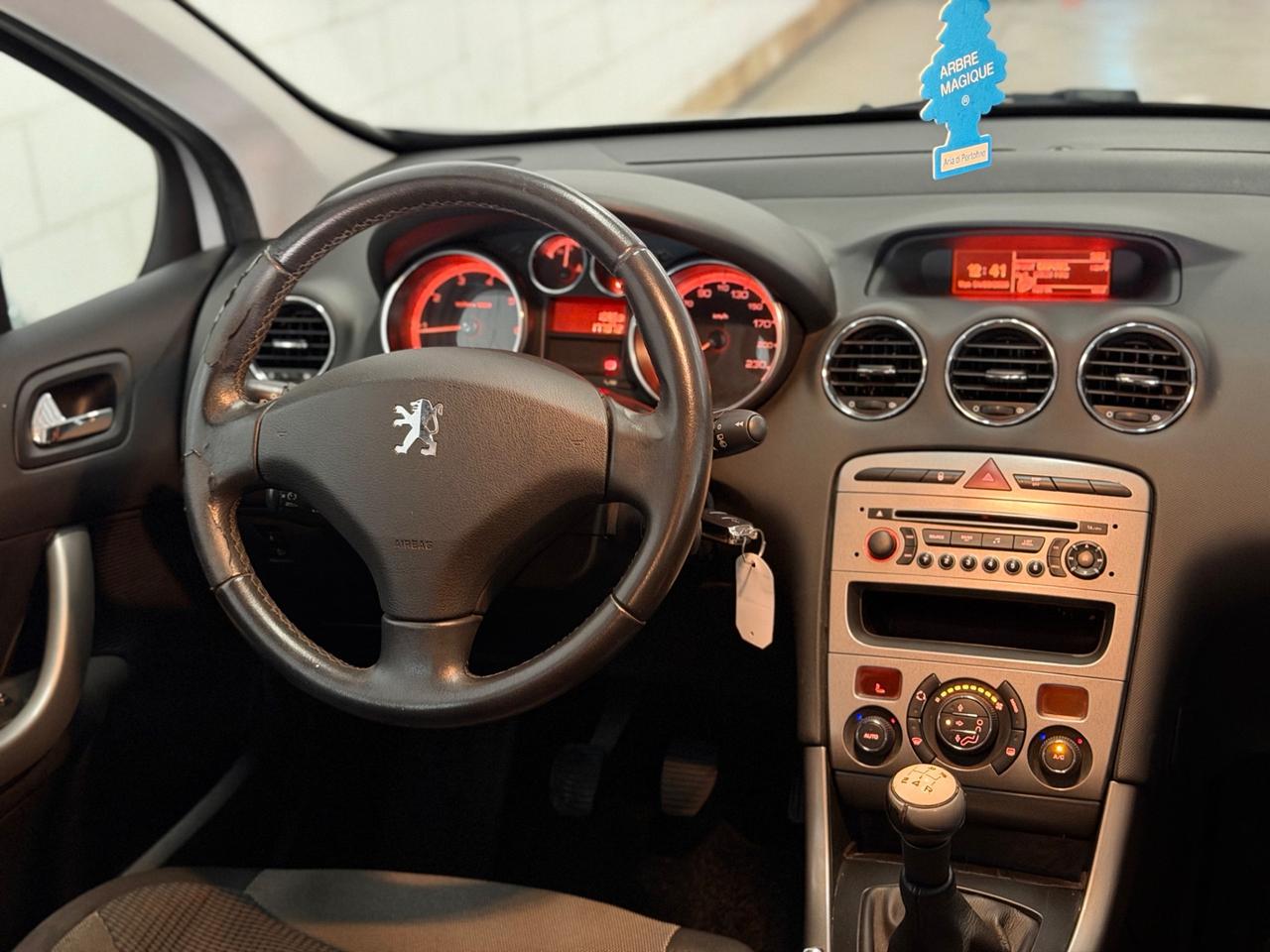 Peugeot 308 1.6 VTi 120CV 5p. Tecno