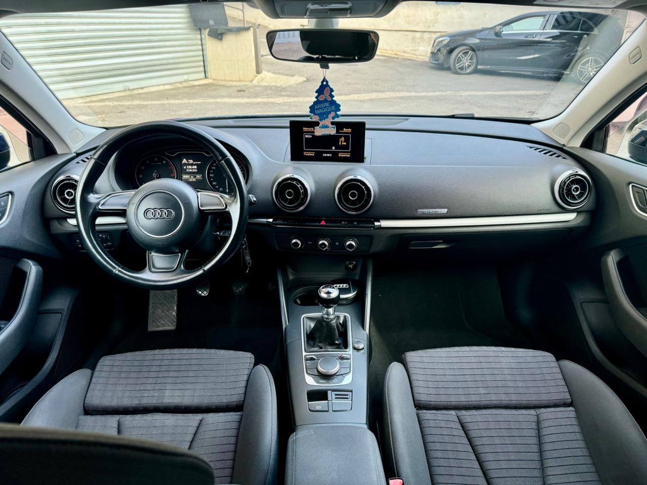 Audi A3 SPB 1.4 TFSI g-tron Ambiente acc permute