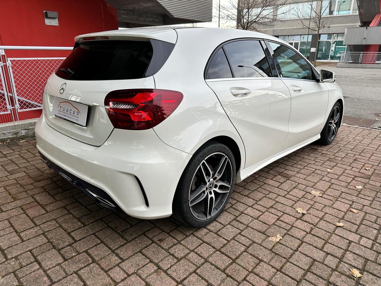 Mercedes-Benz A 200 d