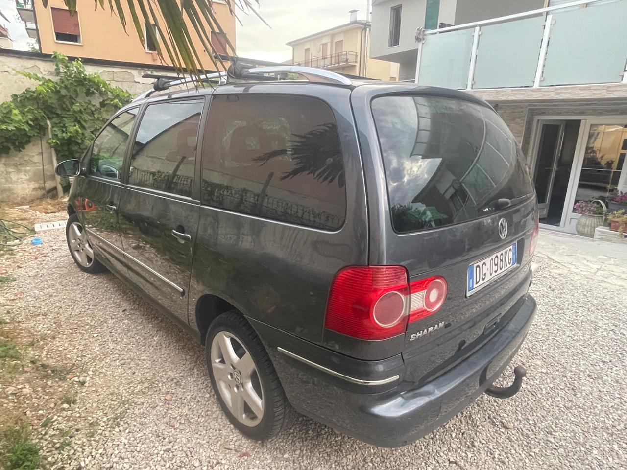 Volkswagen Sharan 2.0 TDI ..7 posti clima gancio