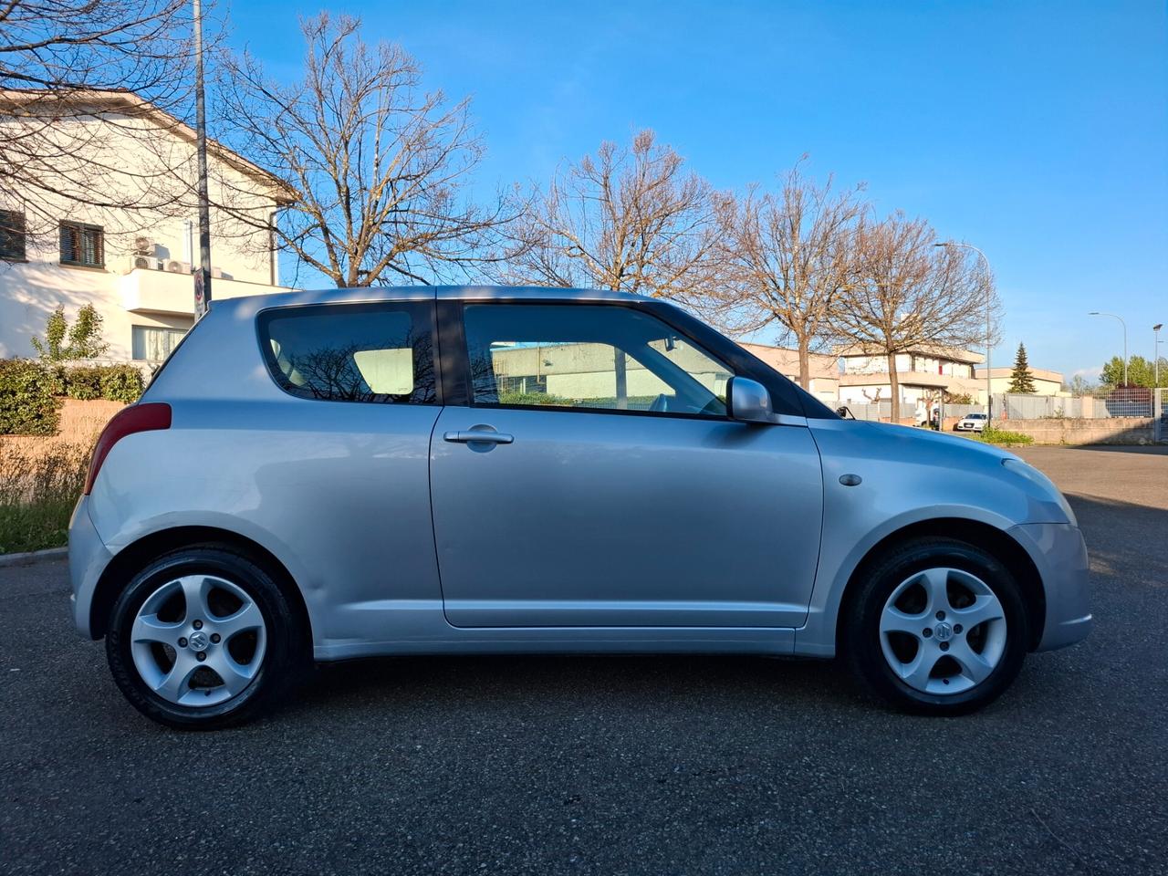 Suzuki Swift 1.3 3p. GL
