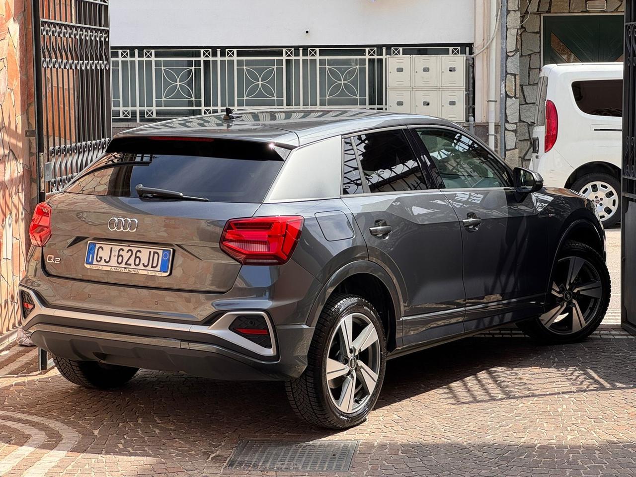Audi Q2 35 TFSI S tronic line Edition