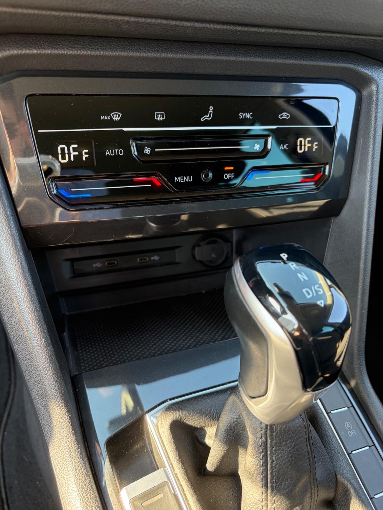 Volkswagen Tiguan 2.0 TDI 150 CV SCR DSG Elegance