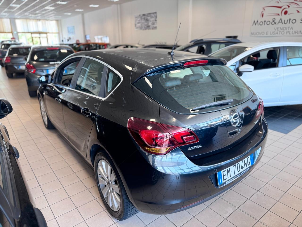 Opel Astra 1.7 CDTI 110CV 5 porte Cosmo Fleet
